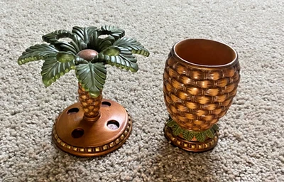 Soporte para cepillo de dientes de palmera y juego de tazas de enjuague resortes globales Foto 1 de 4