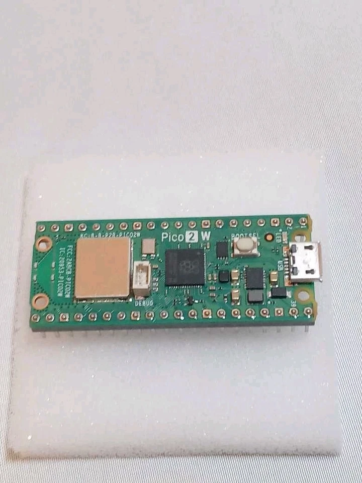 Raspberry Pi Pico 2w BRD W/Header Board 520kb 150mhz - Image 1 of 2