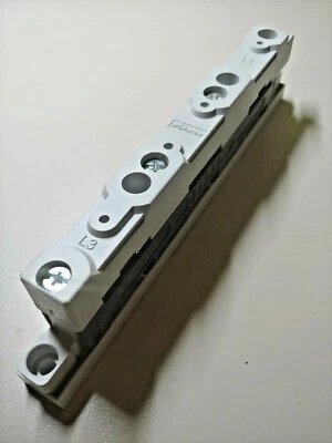 Wöhner 01 500 Universal-Sammelschienenträger, 3-polig