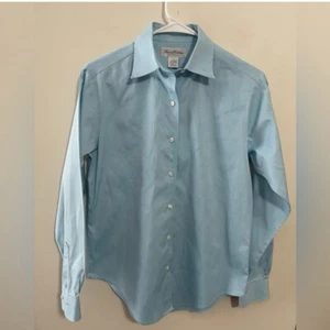 Brooks Brothers Women’s 100 % Cotton Non-Iron Button Down Long Sleeve Shirt Sz 4 - Picture 1 of 17