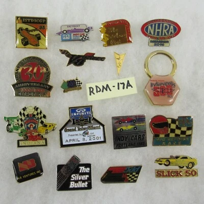 17 Indy 500 Collector Lapel Pin & Keychain IndyCar Indy 500 RDM-17A Pre-Owned - Image 1 of 4
