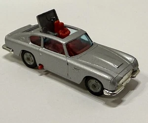 1970 Vintage Husky/Corgi Juniors James Bond Aston Martin DB5 with Bad Guy - Nice - Picture 1 of 10