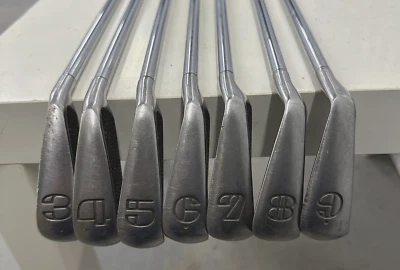 Vintage Spalding Executive Iron Set 3 thru 9 Jet Step Steel shafts Medium RH - Image 1 of 4