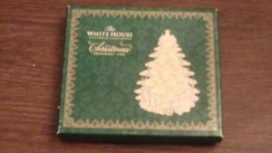 2008 White House Christmas Ornament Victorian Tree Pamphlet Box  - Picture 1 of 5