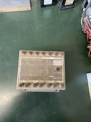 Wilmar Electronics Inc Phase Failure Relay 1982 4SX 460v 60 - Image 1 of 4