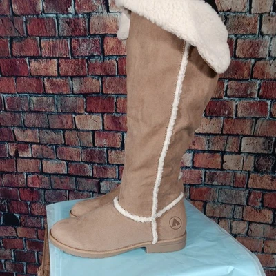 Botas Airwalk para mujer 10 hasta la rodilla Sherpa forradas tostadas imitación gamuza cremallera Foto 1 de 4