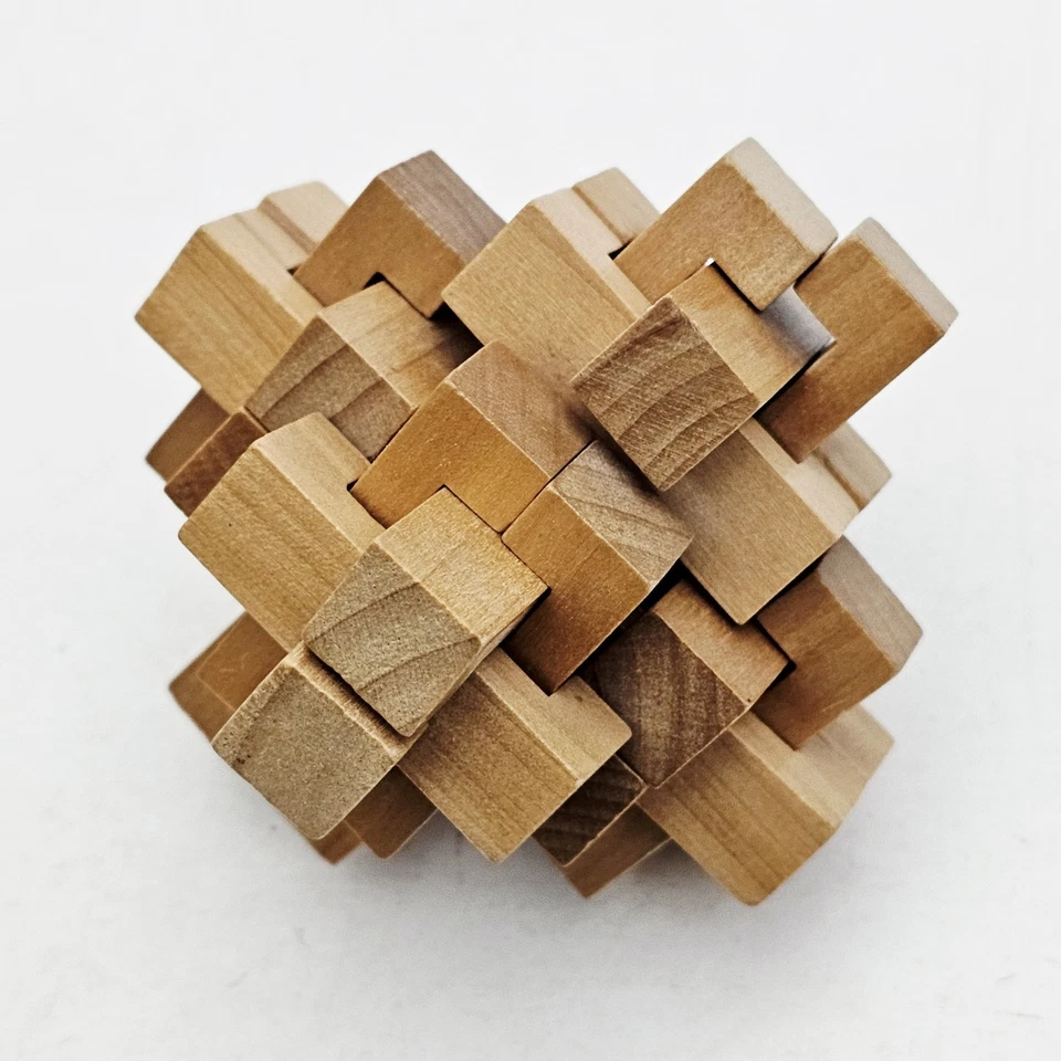 Burr 3D Steckpuzzle BLOCKSTERN TEUFELSKNOTEN Geduld Gedächtnis Geschick Knobeln - Bild 1 von 1