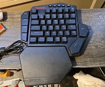 Redragon K585 DITI Wired One-Handed RGB Mechanical Keyboard - Image 1 of 4