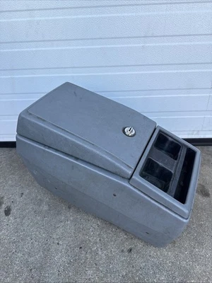 Camioneta Chevrolet GMC 73-87 C/K 88-91 K5 Blazer consola central gris almacenamiento OEM Foto 1 de 4