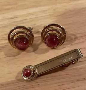 Swank Vintage Men’s Cuff Links & Tie BAR Set Round Red Stone Gold Tone MODERNIST - Picture 1 of 6