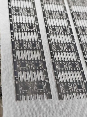 Lote de 100 portadores de marco de plomo IC coleccionista de instrumentos de Texas arte escuela ciencias Foto 1 de 3