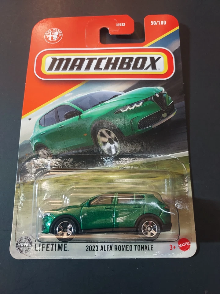 MATCHBOX MBX EXPLORERS VOLKSWAGEN TRANSPORTER CAB GREEN ITEMS IN BED VERSION