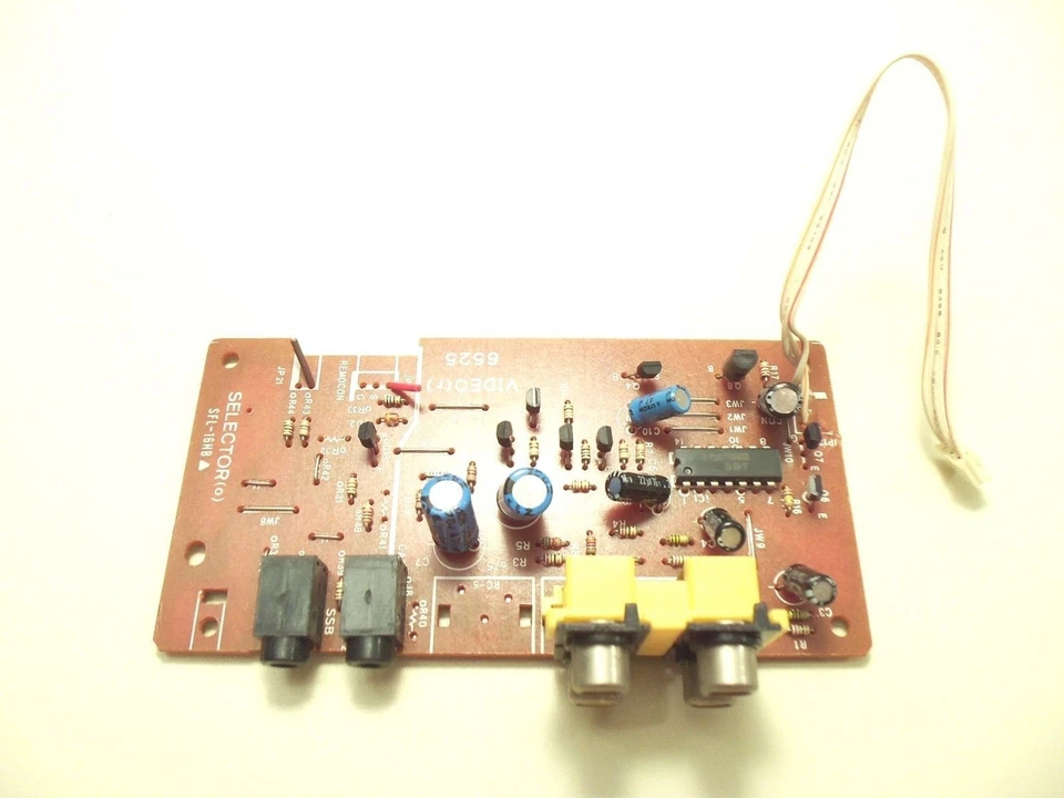 SANSUI R-950AV RECEIVER PARTS - board - video  F-6525 - Image 1 of 1