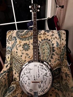 Tanglewood TWB18M5 5-String Banjo Autograph By: Infamous Stringdusters & More. - Image 1 of 3