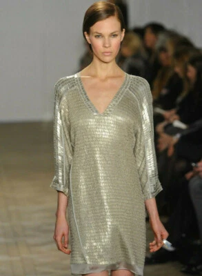 Vestido REED KRAKOFF Beige Seda Plata Malla Metal Cota 4 Foto 1 de 4