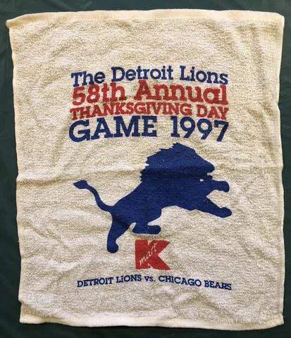 1997 Vintage Detroit Lions vs Chicago Bears Thanksgiving Game Rally Towel Cover