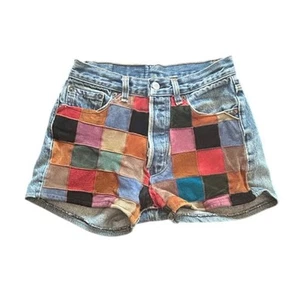 Levi Wildleder Patchwork Upcycling Jeans Denim Shorts Knopfleiste bunt Damen Gr. 29 - Bild 1 von 7