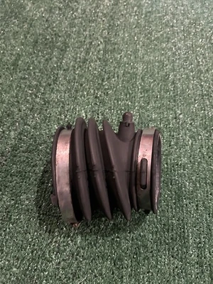 Chevrolet Impala 2006-11 3,9 L motor filtro de aire salida manguera de admisión 10350742 Foto 1 de 4