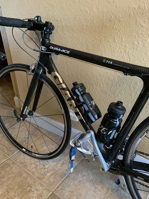 Bicicleta de Carretera de Carbono Giant TCR - Shimano Dura-Ace - Como Nueva - Talla 54 - Precio de venta sugerido por el fabricante $2800+ Foto 1 de 4