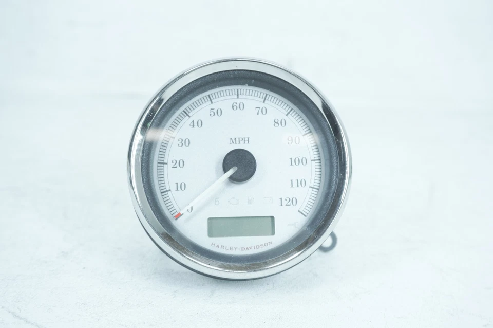 10 Harley Touring Street Glide OEM Speedo Speedometer Gauge Cluster Cracked 32K - Image 1 of 4