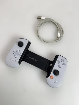 Controlador de juegos móvil Backbone BB-02 para iPhone con iluminación blanco/negro Foto 1 de 4