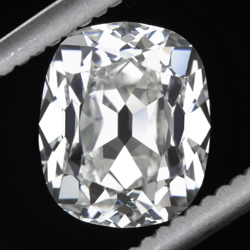 2.70ct OLD MINE CUT DIAMOND GIA CERTIFIED F VS2 ELONGATED CUSHION BRILLIANT - Image 1 of 2