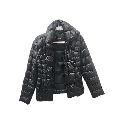 Chaqueta negra con cremallera mediana Kenneth Cole para hombre 1113-144 Foto 1 de 3