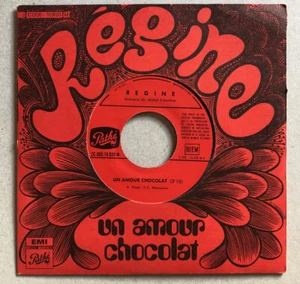 Régine — Un amour chocolat +1 — single 45 RPM 7" — Pathé 2c 006 10.935 — 1970. - Picture 1 of 2
