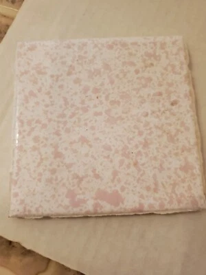 Salpicaduras de azulejos de cerámica rosa claro vintage mediados de siglo moderno 4x4 blanco Florida 51 Foto 1 de 4