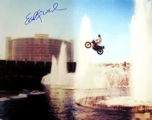Evel Knievel Autographed Signed Caesars Las Vegas Jump 16x20 Photo ASI Proof - Picture 1 of 2