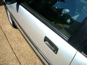 Door Window and Rear Hatch  Molding Restoration Tape, Black Satin Vinyl - Bild 1 von 11