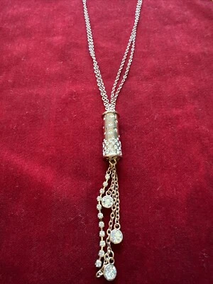 "Collar de pedrería estilo borla tono dorado Viennois 18"" de largo" Foto 1 de 4