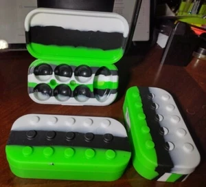 Silicone Container Divided Compartments Stackable Block 4”x2”x1” - Picture 1 of 1