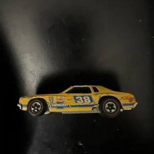 1974 HOT WHEELS REDLINE CHEVY MONTE CARLO STOCKER YELLOW CHAMPION #38 VINTAGE - Picture 1 of 5
