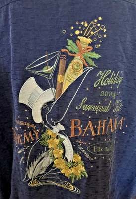 Tommy Bahama 2xl 2004 Kit de supervivencia navideña camisa de bolsillo bordada de seda vintage Foto 1 de 4