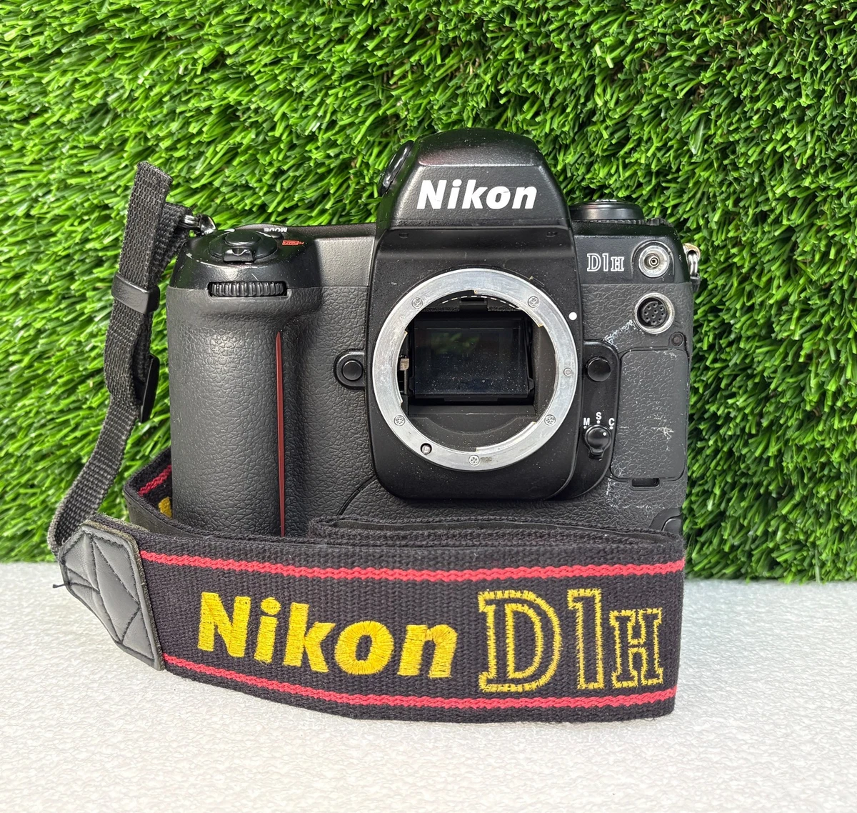 ✨超美品✨お買い得✨Nikon D1H ボディ ✨超美品✨お買い得価格✨Nikon D1H ボディ - メルカリ