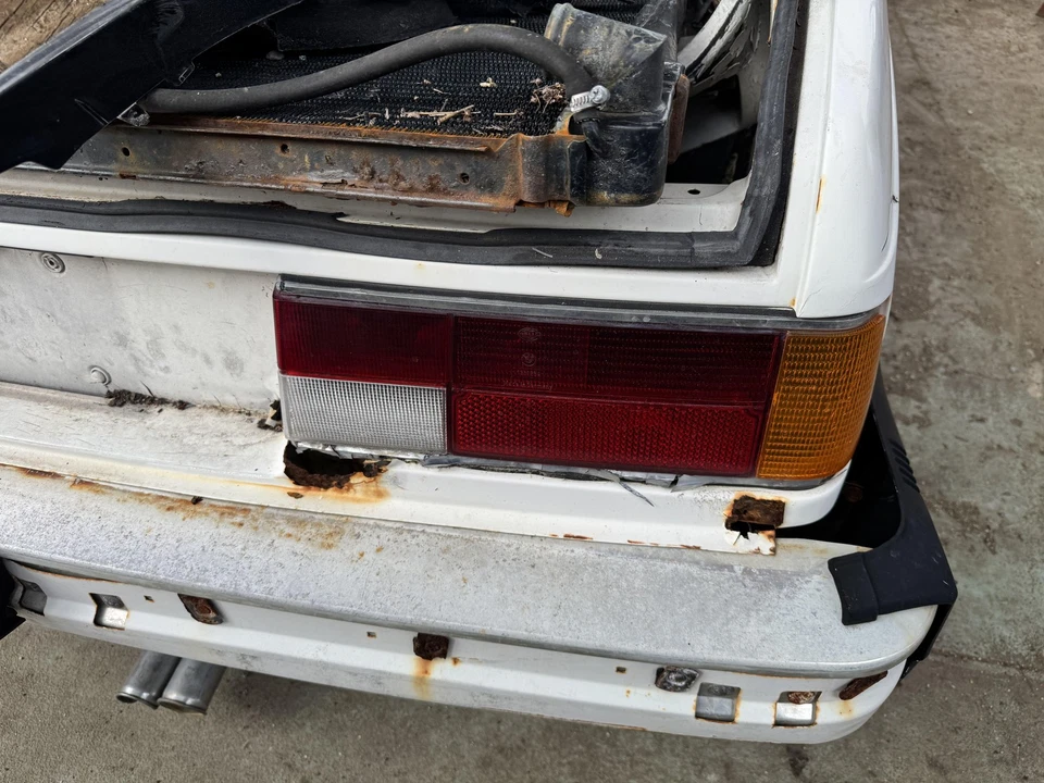 Conjunto luz trasera bmw l6 derecha 87 Foto 1 de 1