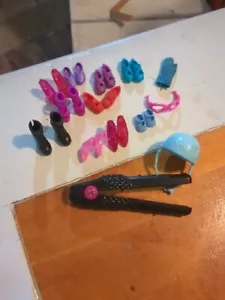 Lot Of Barbie Clothes Shoes Accessories - Picture 1 of 10