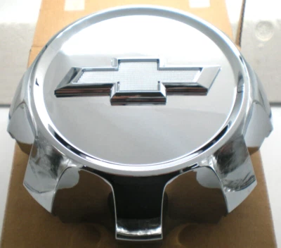 NUEVO 20-25 Chevrolet Silverado 2500 3500 HD Cromo OEM Tapa Central P/N 84307949 Foto 1 de 4