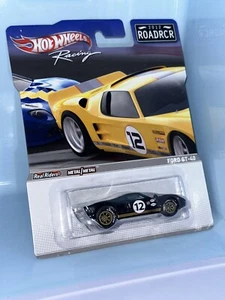 Hot Wheels Premium Racing 2012 ROADRCR OG FORD GT-40 BLACK/GOLD MINT CARD - Bild 1 von 2