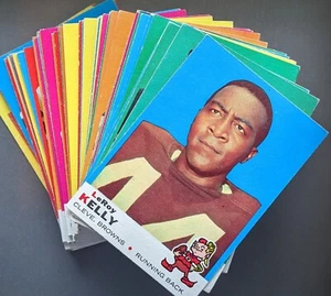1969 Topps Football Cards #133 to #263 FROM SCANS .10¢ shipping after 1st one! - Picture 1 of 323