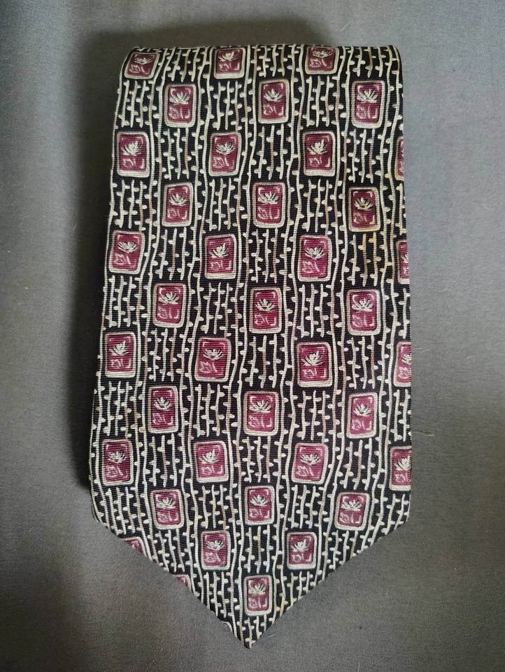 Corbata Claybrooke, Negra y Roja, 100% Seda 57"x4", RN20170W1 Foto 1 de 1