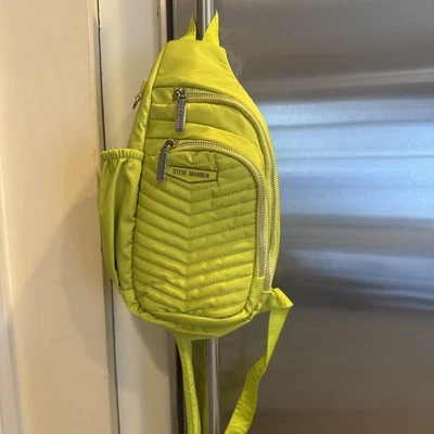 Steve Madden Neon Green Baurora Nylon Sling Bag Crossbody  New - Image 1 of 4