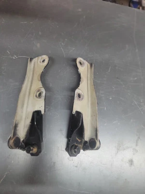 Conjunto de 2 dobradiças de capô 2000-2005 mitsubishi eclipse fabricante de equipamento original - Imagem 1 de 4