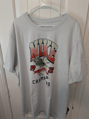 NUEVO CON ETIQUETAS Camiseta Nike Estampado Gráfico Manga Corta Para Hombre 3XL HJ6908-025 Foto 1 de 4