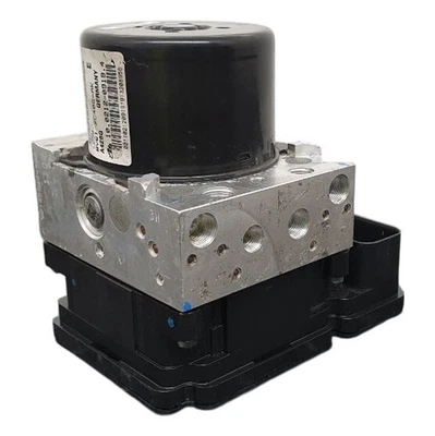 Ford Focus MK3 (C346) 2013 Hydraulic ABS Pump With ECU 1847182 - Image 1 of 4