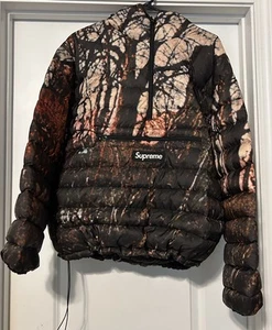 Supreme Down jacket Size Medium Polyester/Brown/Camouflage EUC - Picture 1 of 3