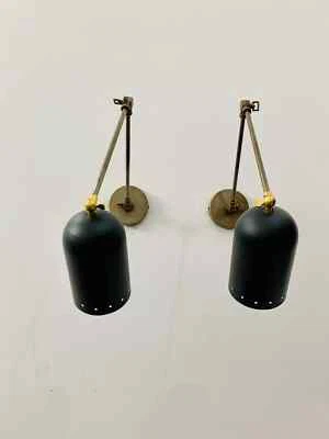 Aplique de pared par de lámparas de luz de latón moderno Diablo estilo italiano de mediados de siglo Foto 1 de 4