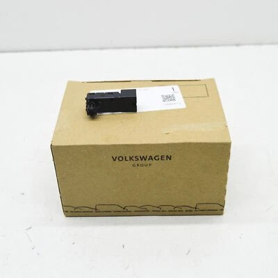 NUEVO AUDI Q7 4M PUERTA TRASERA DERECHA PANEL TARJETA MÓDULO LED 4M0947355D ORIGINAL Foto 1 de 4