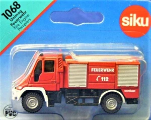 2 Siku 1068 Mercedes Unimog Rosenbauer Fire Engines - Feuerwehr 1/87 HO Die-cast - Picture 1 of 2